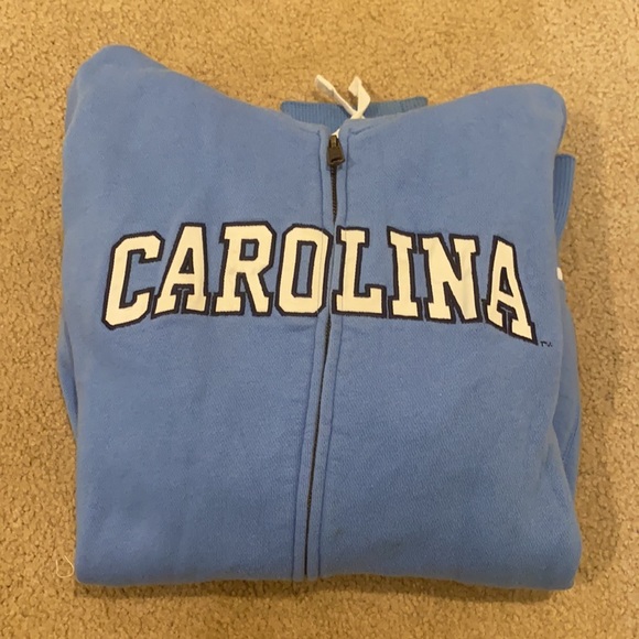 Women’s UNC Zip-up hoodie - Picture 4 of 4